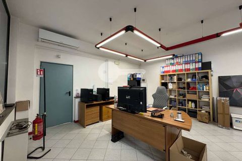 L'establiment comercial a Leno, Brescia, Leno - € 2.900/mes | Ref: 6415062020-1286 - foto 36