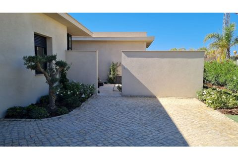 Villa i Montenegro, Faro, Montenegro - € 2.450.000 | Ref: 3601510 - foto 13