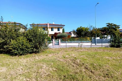 Helårsgrund i Guidizzolo, Mantua, Guidizzolo - € 200.000 | Ref: 2765 - foto 1