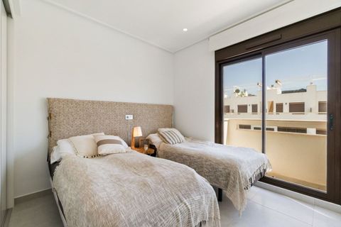 Byhus i Torrevieja, Alicante, Torrevieja - € 315.000 | Ref: 747082 - foto 16