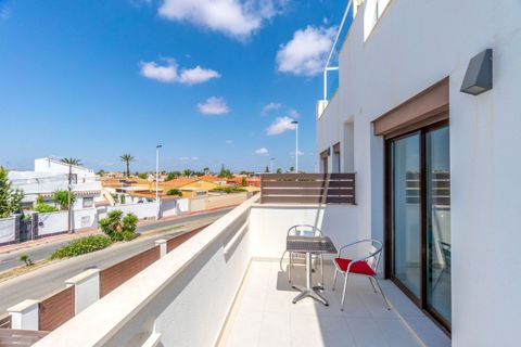 Byhus i Torrevieja, Alicante, Torrevieja - € 315.000 | Ref: 747082 - foto 23