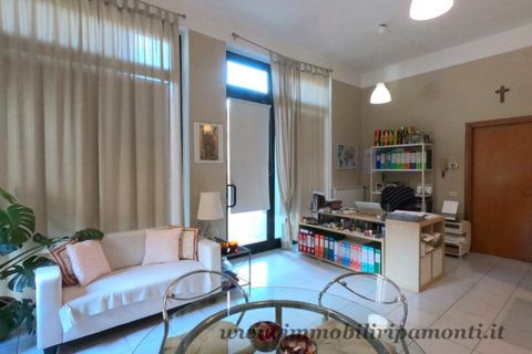 Erhvervsejendom i Lecco, Lecco, Lecco - € 65.000 | Ref: Rif. 208N - foto 1
