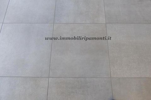 Erhvervsejendom i Lecco, Lecco, Lecco - € 225.000 | Ref: Rif. 225N - foto 6