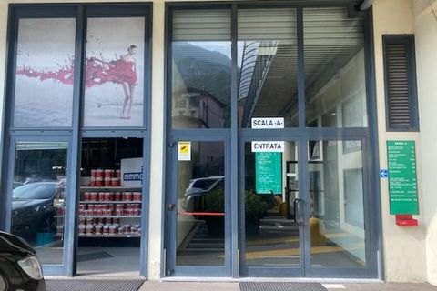 L'establiment comercial a Lecco, Lecco, Lecco - € 900/mes | Ref: Rif. 51U - foto 8