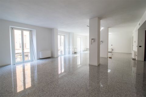Erhvervsejendom i Lecco, Lecco, Lecco - € 320.000 | Ref: Rif. 203U - foto 8