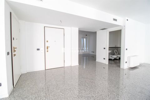 Erhvervsejendom i Lecco, Lecco, Lecco - € 320.000 | Ref: Rif. 203U - foto 11