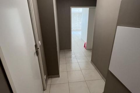 Apartament a Drancy, Seine-Saint-Denis, Drancy - € 1.300/mes | Ref: 754514 - foto 2