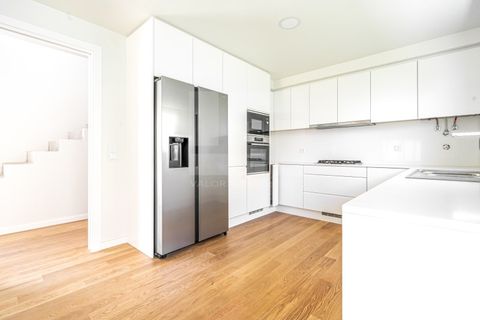 Villa i Alcabideche, Lisbon, Alcabideche - € 1.150.000 | Ref: MOR_4574 (2) - foto 17