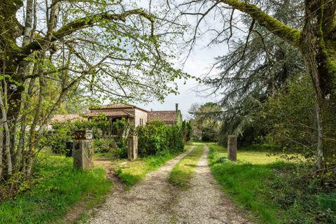 Villa i Laroque-Timbaut, Lot-et-Garonne, Laroque-Timbaut - € 200.000 | Ref: WMC374 - foto 1