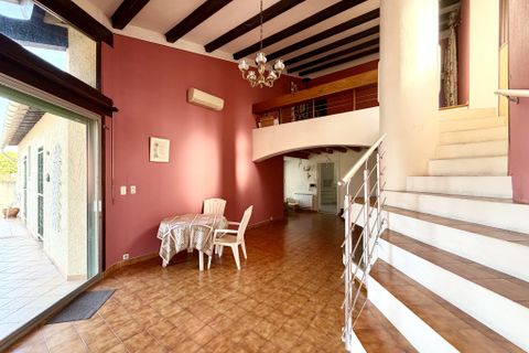 Villa a Vauvert, Gard, Vauvert - € 340.000 | Ref: 66CM - foto 6