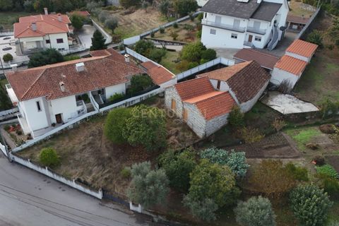 Villa i Viseu, Viseu, Viseu - € 130.000 | Ref: C0203-02537 - foto 1