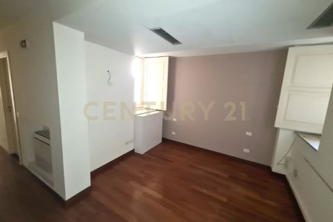 Villa a Catania, Catania, Catania - € 8.000/mes | Ref: 400 - foto 22