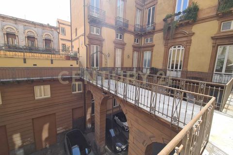 Villa a Catania, Catania, Catania - € 8.000/mes | Ref: 400 - foto 28