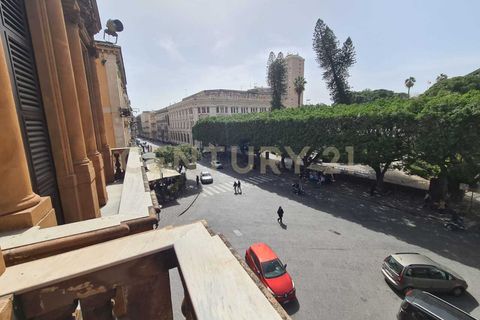 Villa a Catania, Catania, Catania - € 8.000/mes | Ref: 400 - foto 31