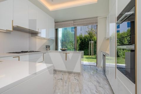 Villa i Cascais, Lisbon, Cascais - € 3.700.000 | Ref: KWPT-023304 - foto 3