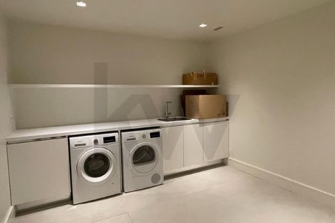 Villa i Cascais, Lisbon, Cascais - € 3.700.000 | Ref: KWPT-023304 - foto 11