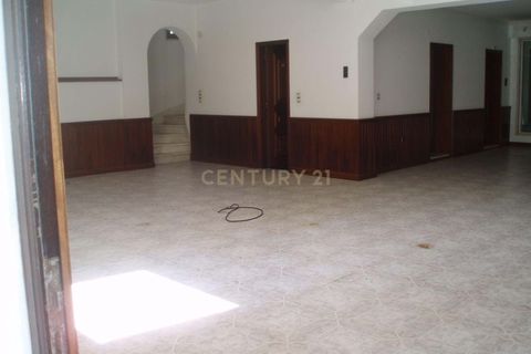 Villa i Massama, Lisbon, Massama - € 750.000 | Ref: C0246-02614 - foto 3