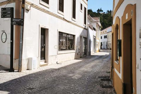 Erhvervsejendom i Alenquer, Lisbon, Alenquer - € 285.000 | Ref: C0246-03340 - foto 3