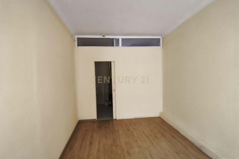 Erhvervsejendom i Alenquer, Lisbon, Alenquer - € 285.000 | Ref: C0246-03340 - foto 12