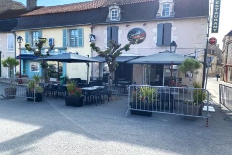 Erhvervsejendom i Saint-Savin, Vienne, Saint-Savin - € 70.000 | Ref: AdB-13531 - foto 1