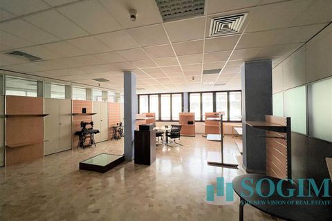 Erhvervsejendom i Gallarate, Varese, Gallarate - € 400.000 | Ref: 303582 - foto 13