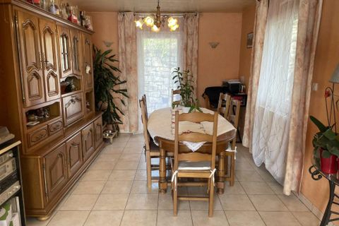 Villa a Millau, Aveyron, Millau - € 250.000 | Ref: 40419ADDFCC9462C - foto 3