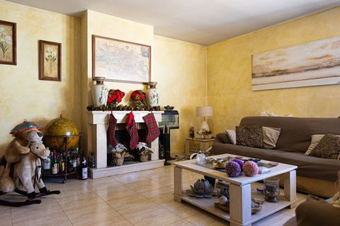 Rækkehus i Illescas, Toledo, Illescas - € 881.000 | Ref: 270c92ea-624a-4e05-8 - foto 2