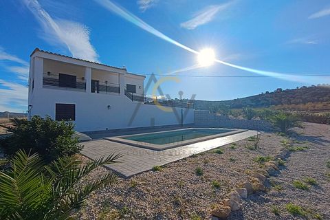 Villa i Pinoso, Alicante, Pinoso - € 409.500 | Ref: DNV0605 - foto 2