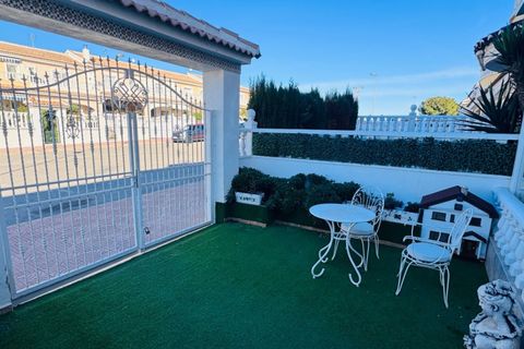 Stadthaus in Benijofar, Alicante, Benijofar - € 179.995 | Ref: 200-4375 - Foto 24