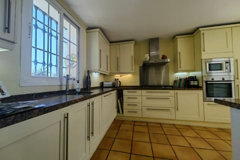Villa a Estepona, Malaga, Estepona - € 1.200.000 | Ref: CDS5173057-FO - foto 10