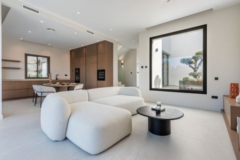 Villa a Estepona, Malaga, Estepona - € 1.695.000 | Ref: R5132104 - foto 10