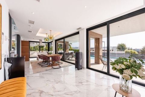 Villa i Estepona, Malaga, Estepona - € 1.400.000 | Ref: R5139001 - foto 7