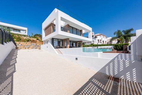 Villa i Estepona, Malaga, Estepona - € 1.400.000 | Ref: R5139001 - foto 33