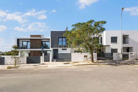 Villa i Sintra, Lisbon, Sintra - € 860.000 | Ref: C0483-01564 - foto 8