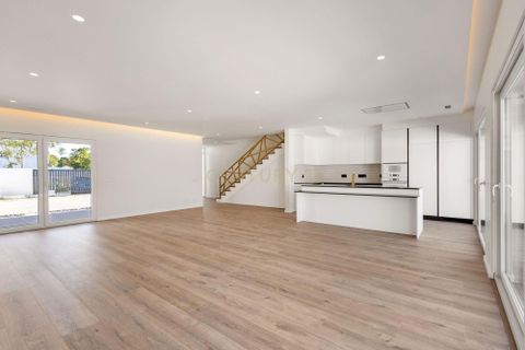 Villa i Sintra, Lisbon, Sintra - € 860.000 | Ref: C0483-01564 - foto 9