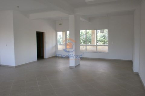 Erhvervsejendom i Amadora, Lisbon, Amadora - € 230.000 | Ref: MJC5266 - foto 3