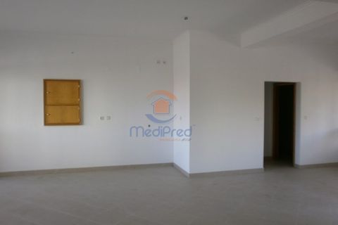 Erhvervsejendom i Amadora, Lisbon, Amadora - € 230.000 | Ref: MJC5266 - foto 4