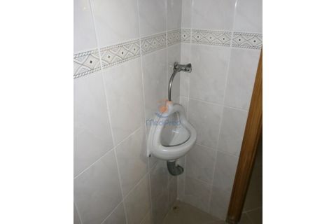 Erhvervsejendom i Amadora, Lisbon, Amadora - € 230.000 | Ref: MJC5266 - foto 6