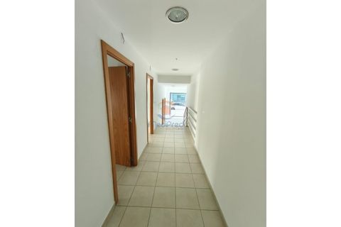 Erhvervsejendom i Odivelas, Lisbon, Odivelas - € 500.000 | Ref: MJC5482 - foto 4