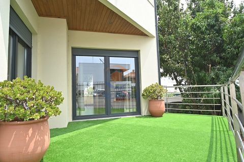 Villa i Oeiras, Lisbon, Oeiras - € 1.050.000 | Ref: MCM6042 - foto 12