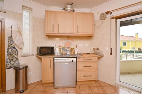 Villa i Oeiras, Lisbon, Oeiras - € 1.050.000 | Ref: MCM6042 - foto 16