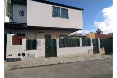 Villa i Carcavelos, Lisbon, Carcavelos - € 625.000 | Ref: MLXM6212 - foto 1