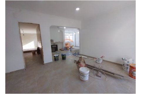 Villa i Carcavelos, Lisbon, Carcavelos - € 625.000 | Ref: MLXM6212 - foto 2