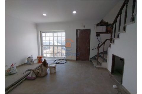 Villa i Carcavelos, Lisbon, Carcavelos - € 625.000 | Ref: MLXM6212 - foto 3