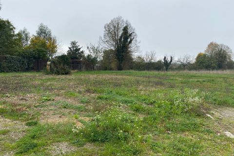 Helårsgrund i Vinay, Isere, Vinay - € 50.000 | Ref: RG-ALLEGRERIE.2 - foto 1