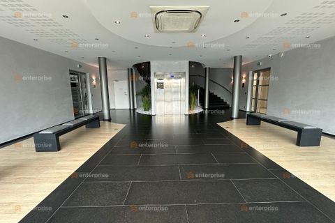 L'establiment comercial a Wasquehal, Nord, Wasquehal - € 93.840/mes | Ref: 23693 - foto 7