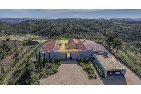 Villa i Bensafrim, Faro, Bensafrim - € 2.600.000 | Ref: FHCL5005 - foto 3