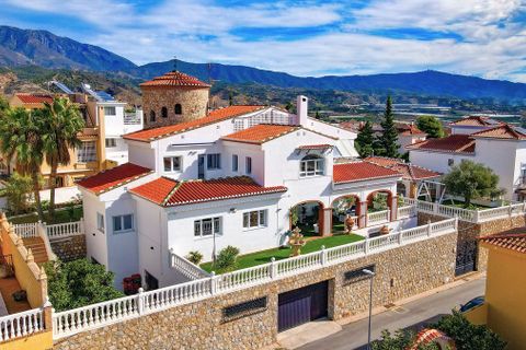 Villa i Motril, Granada, Motril - € 900.000 | Ref: R5205700 - foto 1