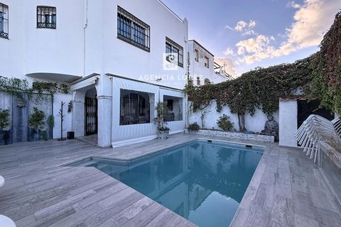 Rækkehus i Estepona, Malaga, Estepona - € 759.000 | Ref: 2082 - foto 2