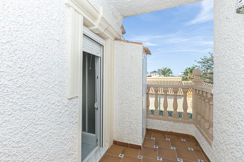 Villa i Cabo Roig, Alicante, Cabo Roig - € 1.490.000 | Ref: 12950 - foto 39